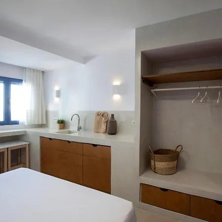 Oneiro Kythnos Bed & Breakfast