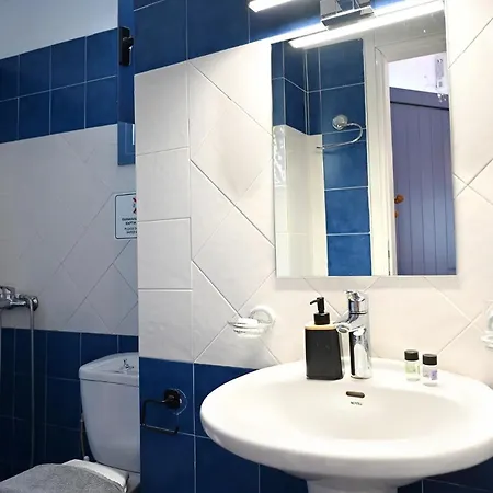 Oneiro Kythnos Alojamento de Acomodação e Pequeno-almoço 3*